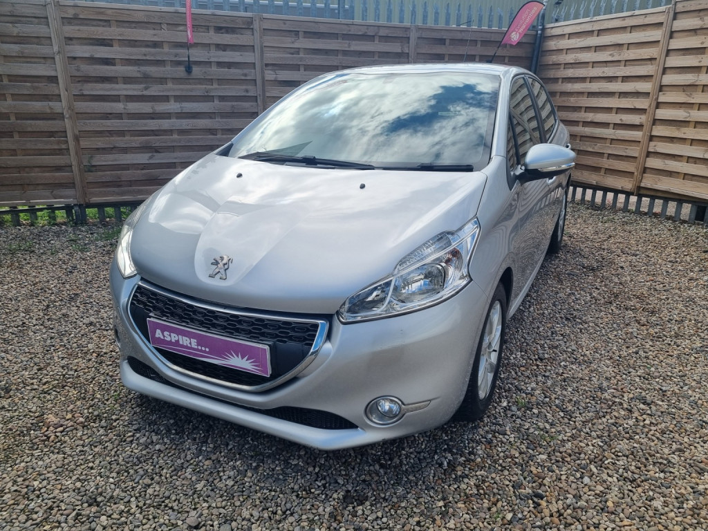 2015 Peugeot 208